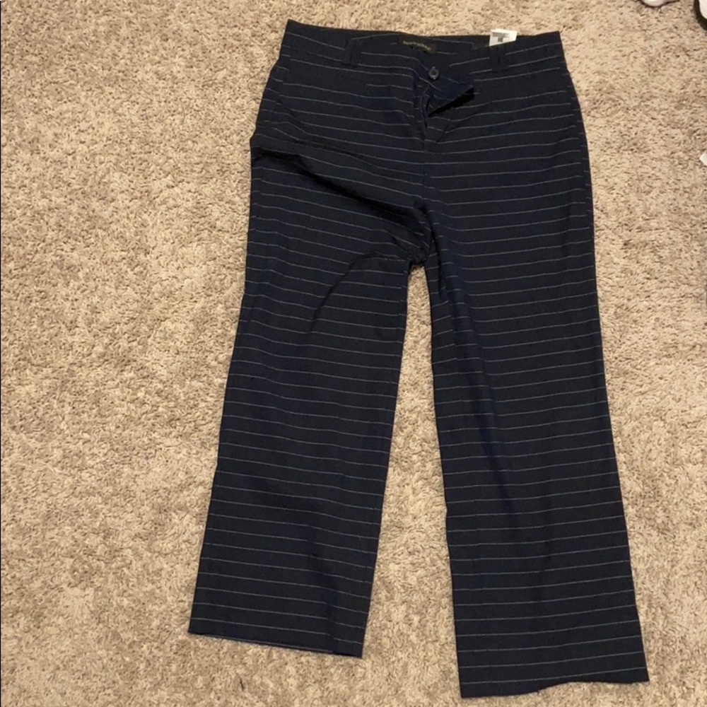 Navy and white cropped trousers